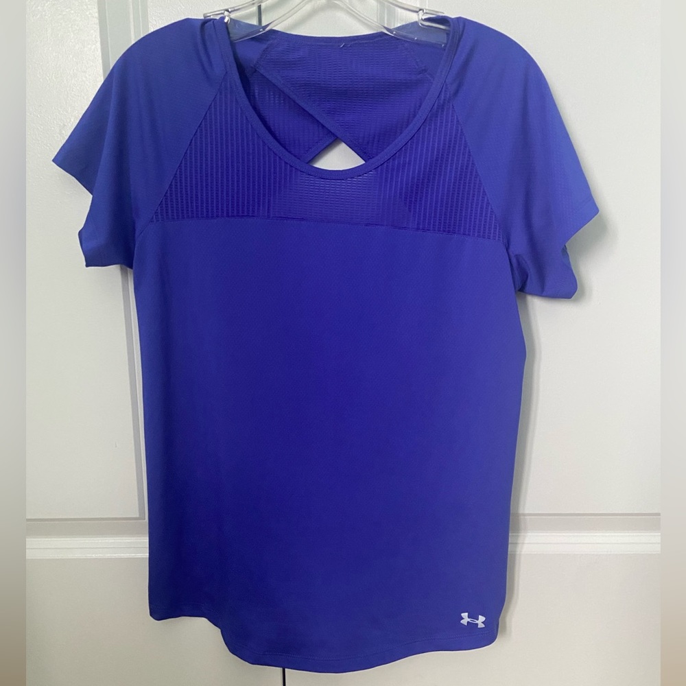 Under Armour short sleeve top